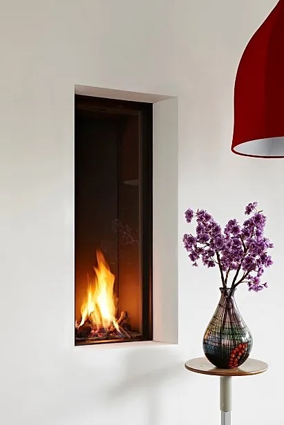 cheminée insert mur moderne